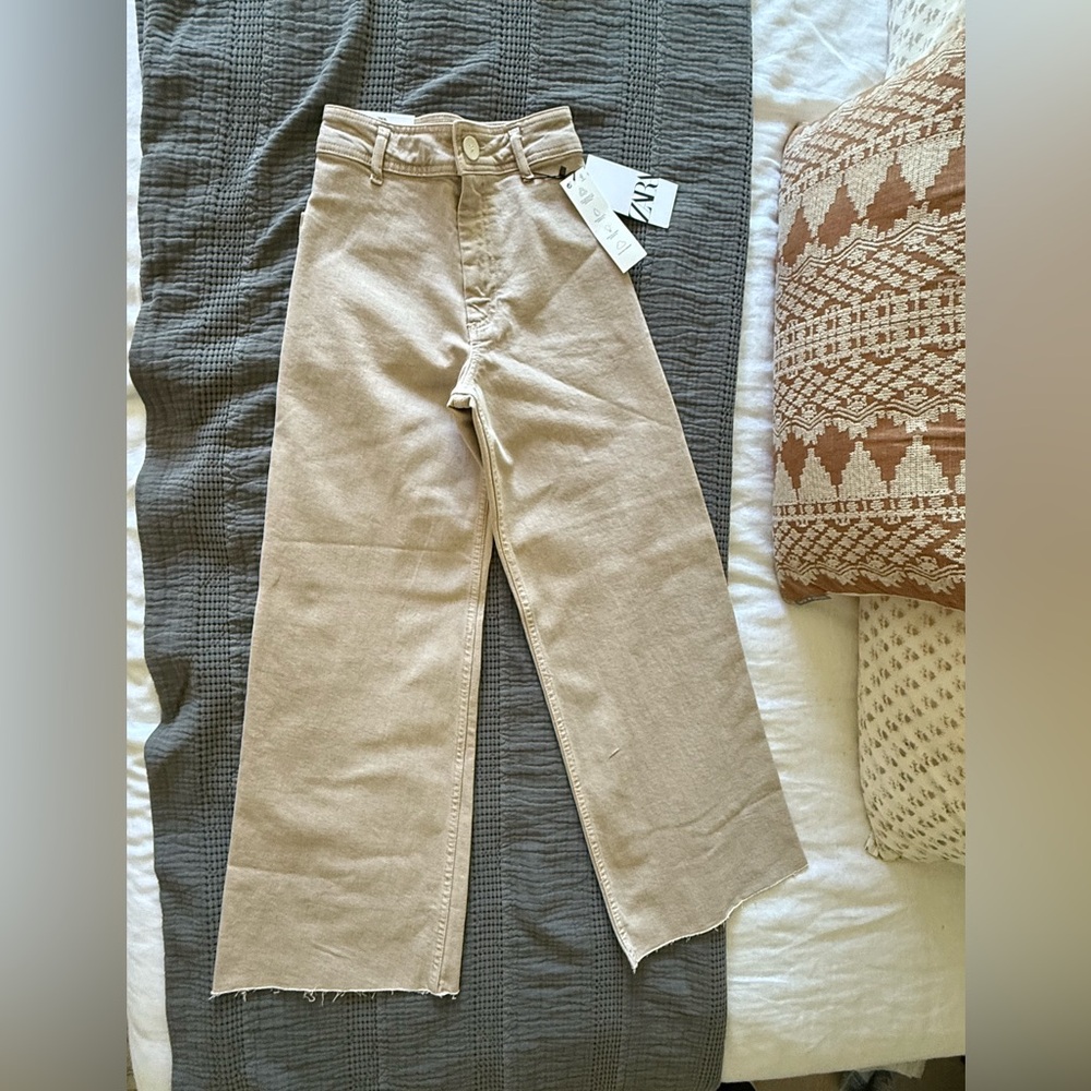 Zara Women's High Rise Marine Jeans in Light Tan